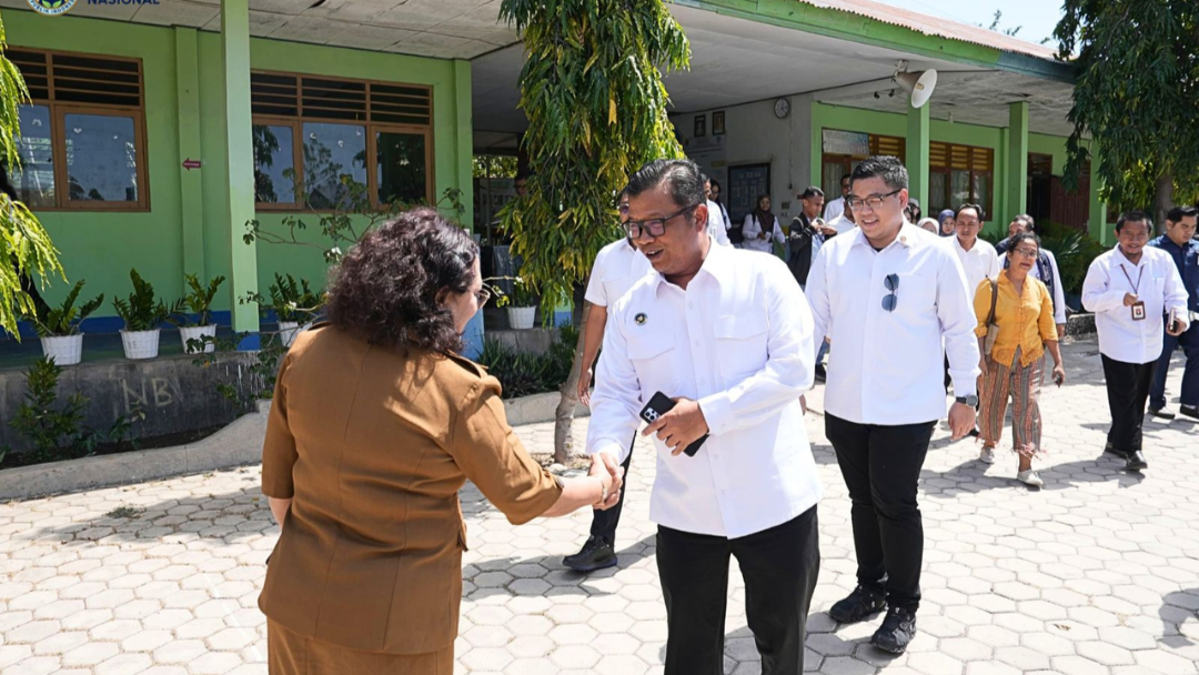 BGN Langsa Bersama BPOM dan PCO RI Tinjau Pelaksanaan MBG di Kupang